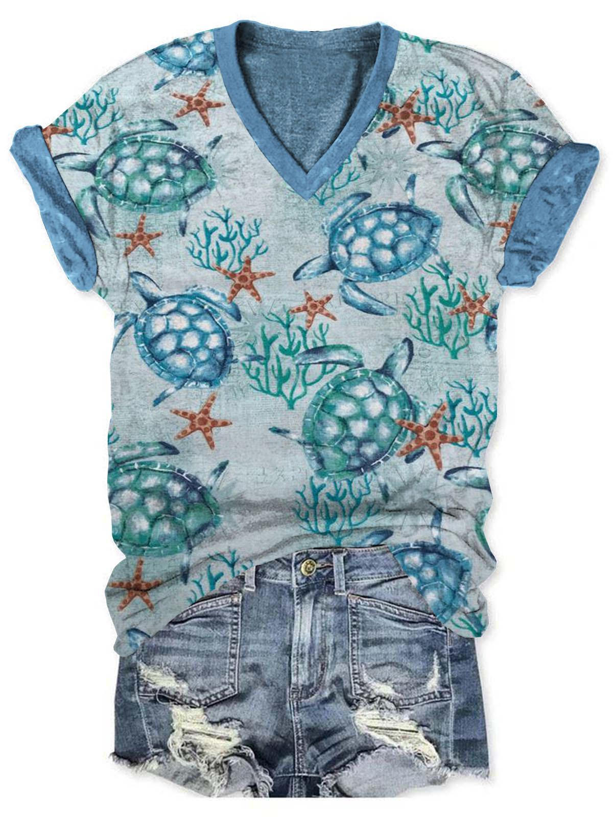 Sea turtle women T-Shirt